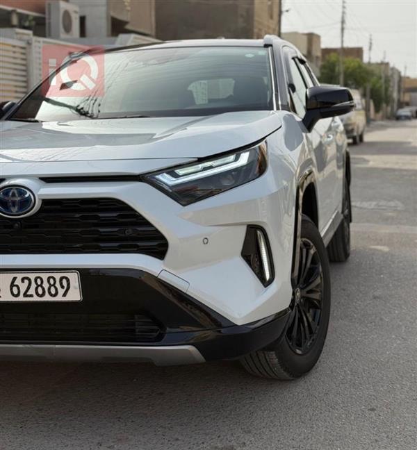 Toyota for sale in Iraq